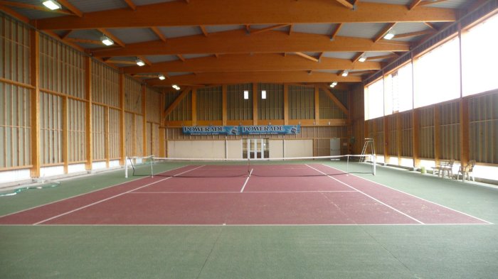 Court n°3 - Court intérieur éclairé en béton poreux