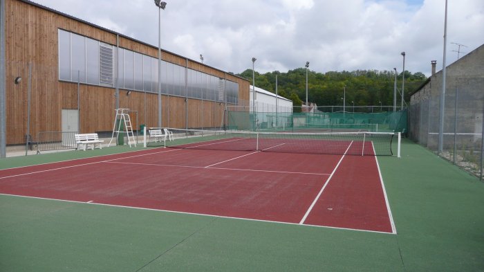 Court n°2 - Court extérieur éclairé en béton poreux